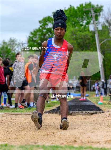 Thumbnail 3 in 5A East Conference Track Meet @ Mountain Home photogallery.