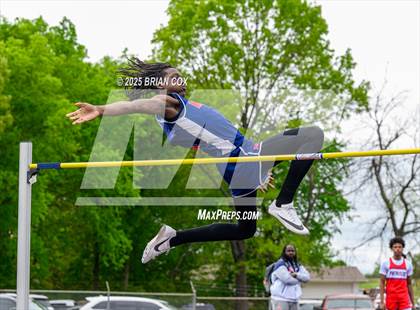 Thumbnail 2 in 5A East Conference Track Meet @ Mountain Home photogallery.