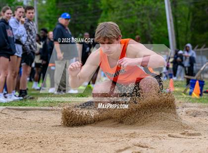 Thumbnail 1 in 5A East Conference Track Meet @ Mountain Home photogallery.