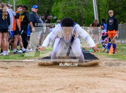Thumbnail 2 in 5A East Conference Track Meet @ Mountain Home photogallery.
