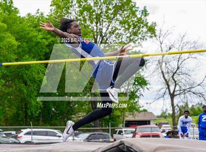 Thumbnail 1 in 5A East Conference Track Meet @ Mountain Home photogallery.
