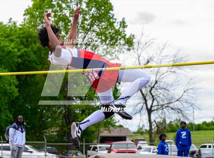 Thumbnail 3 in 5A East Conference Track Meet @ Mountain Home photogallery.