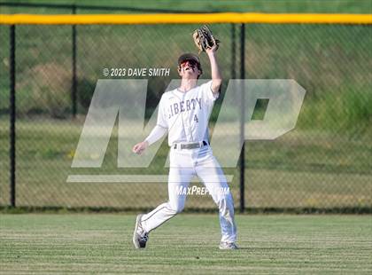 Thumbnail 1 in Linn-Mar @ Liberty photogallery.