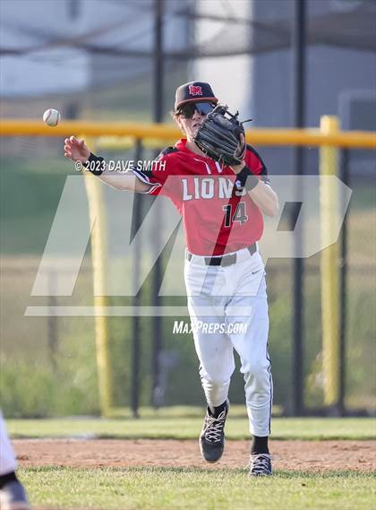 Thumbnail 1 in Linn-Mar @ Liberty photogallery.