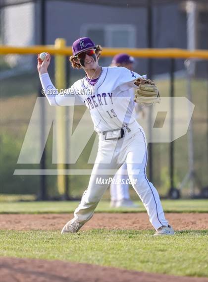 Thumbnail 1 in Linn-Mar @ Liberty photogallery.