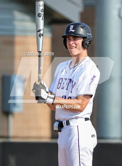 Thumbnail 2 in Linn-Mar @ Liberty photogallery.
