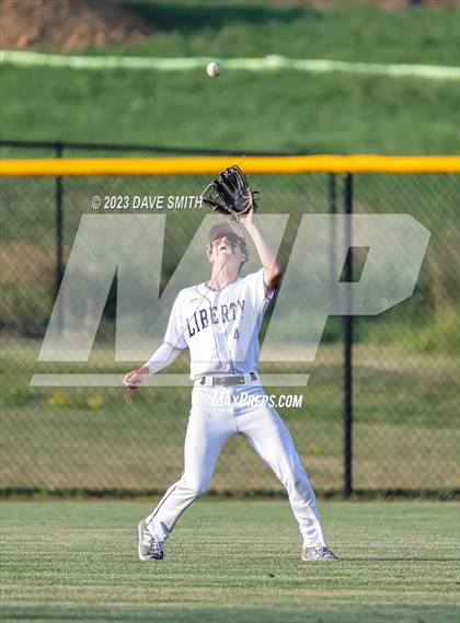 Thumbnail 3 in Linn-Mar @ Liberty photogallery.