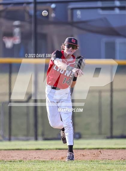 Thumbnail 3 in Linn-Mar @ Liberty photogallery.