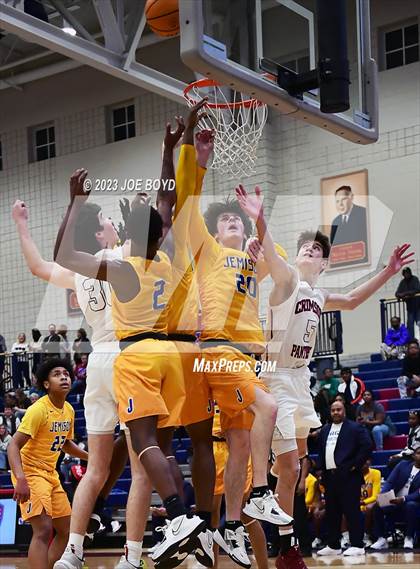 Thumbnail 2 in Mae Jemison @ Huntsville photogallery.