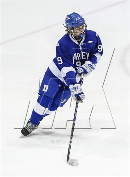 Thumbnail 2 in Notre Dame-Fairfield vs. Darien (CIAC Division I Semifinal) photogallery.