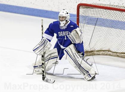 Thumbnail 2 in Notre Dame-Fairfield vs. Darien (CIAC Division I Semifinal) photogallery.