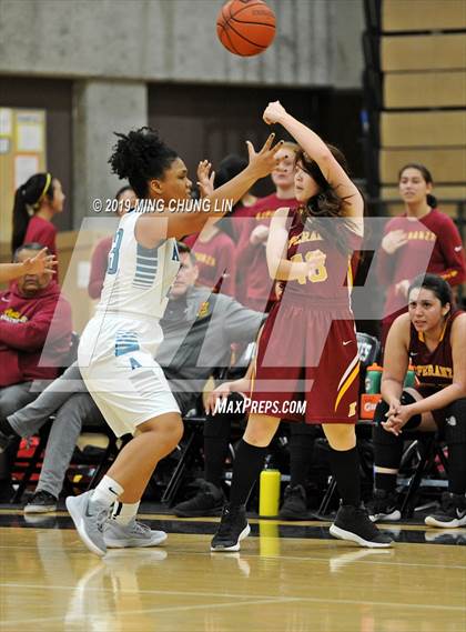Thumbnail 3 in Esperanza @ Aliso Niguel photogallery.