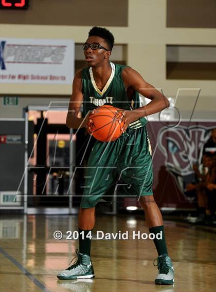 Thumbnail 2 in Tahquitz vs. Pleasant Grove (MaxPreps Holiday Classic) photogallery.