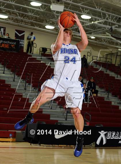 Thumbnail 1 in Tahquitz vs. Pleasant Grove (MaxPreps Holiday Classic) photogallery.