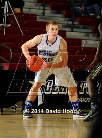 Thumbnail 2 in Tahquitz vs. Pleasant Grove (MaxPreps Holiday Classic) photogallery.