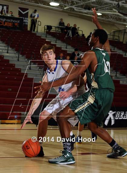 Thumbnail 3 in Tahquitz vs. Pleasant Grove (MaxPreps Holiday Classic) photogallery.