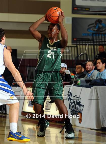 Thumbnail 2 in Tahquitz vs. Pleasant Grove (MaxPreps Holiday Classic) photogallery.