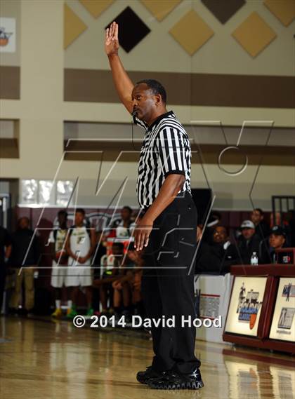 Thumbnail 2 in Tahquitz vs. Pleasant Grove (MaxPreps Holiday Classic) photogallery.