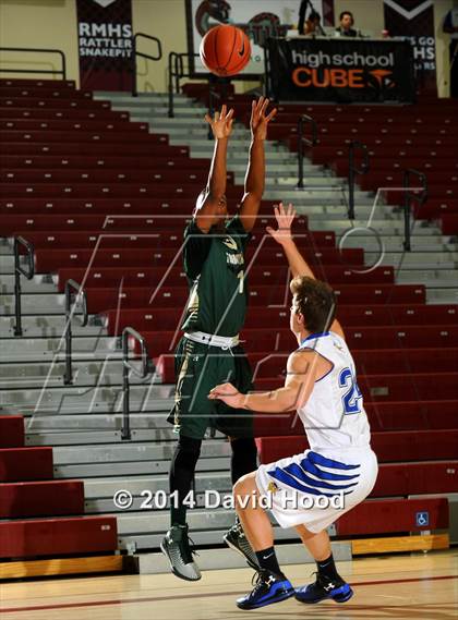 Thumbnail 1 in Tahquitz vs. Pleasant Grove (MaxPreps Holiday Classic) photogallery.
