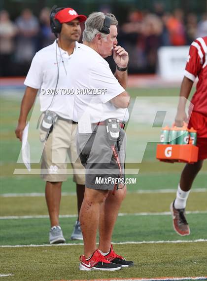 Thumbnail 3 in Mater Dei @ Bishop Gorman photogallery.