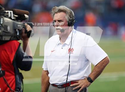 Thumbnail 2 in Mater Dei @ Bishop Gorman photogallery.