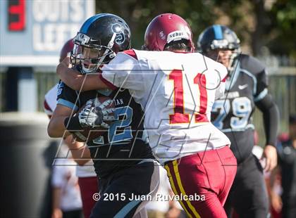 Thumbnail 2 in La Canada vs. Salesian photogallery.