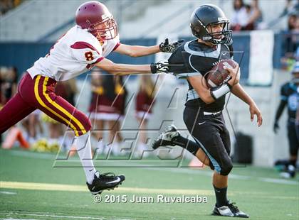Thumbnail 1 in La Canada vs. Salesian photogallery.