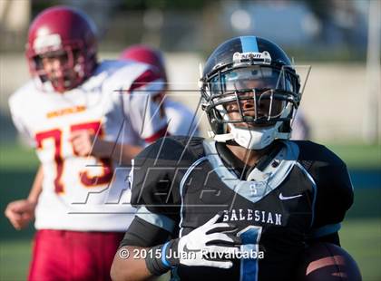 Thumbnail 2 in La Canada vs. Salesian photogallery.