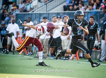 Thumbnail 3 in La Canada vs. Salesian photogallery.