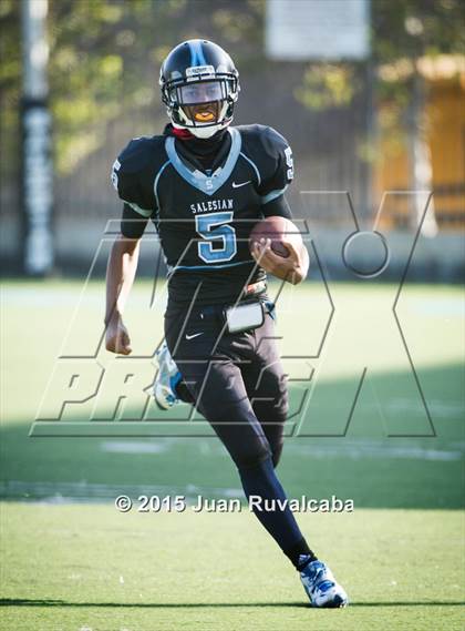 Thumbnail 3 in La Canada vs. Salesian photogallery.