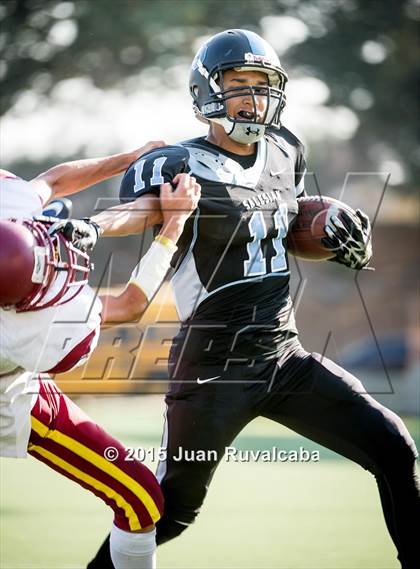 Thumbnail 3 in La Canada vs. Salesian photogallery.