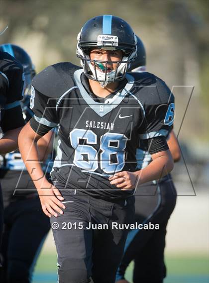 Thumbnail 2 in La Canada vs. Salesian photogallery.