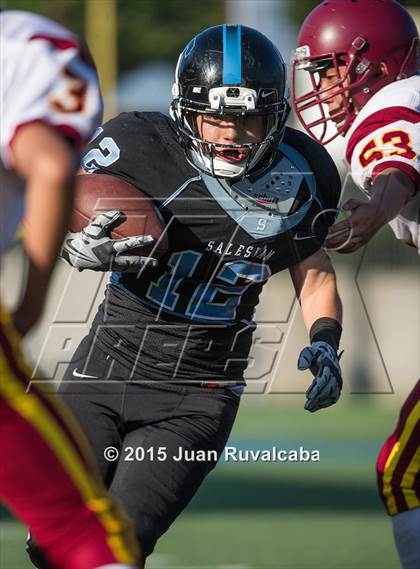 Thumbnail 2 in La Canada vs. Salesian photogallery.