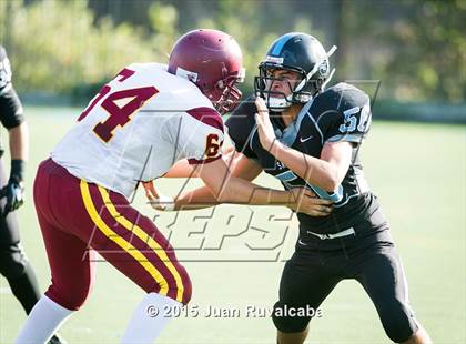 Thumbnail 2 in La Canada vs. Salesian photogallery.