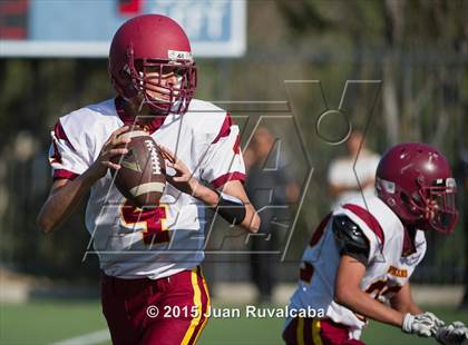 Thumbnail 3 in La Canada vs. Salesian photogallery.