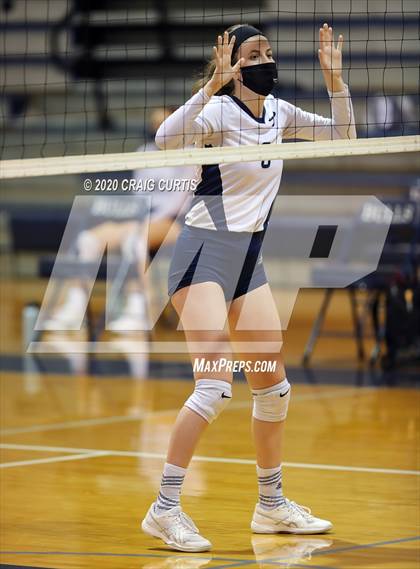 Thumbnail 1 in Myers Park @ Hickory Ridge photogallery.