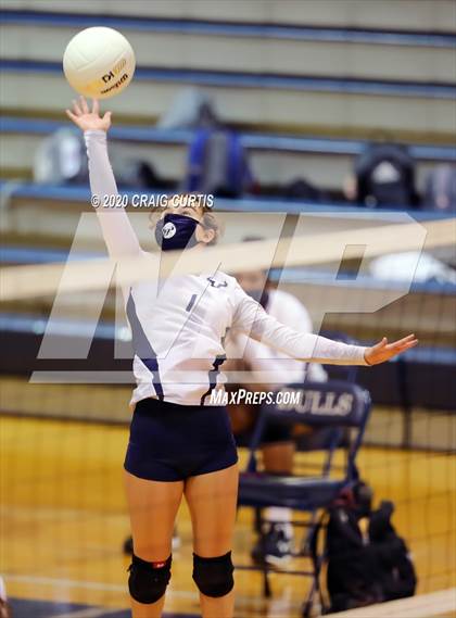 Thumbnail 3 in Myers Park @ Hickory Ridge photogallery.