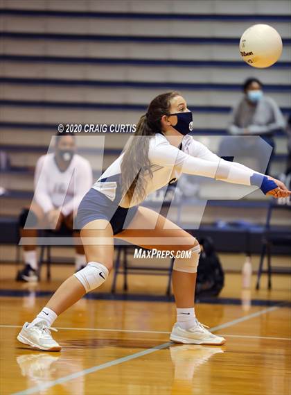 Thumbnail 1 in Myers Park @ Hickory Ridge photogallery.