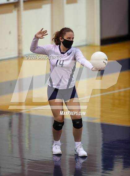 Thumbnail 1 in Myers Park @ Hickory Ridge photogallery.