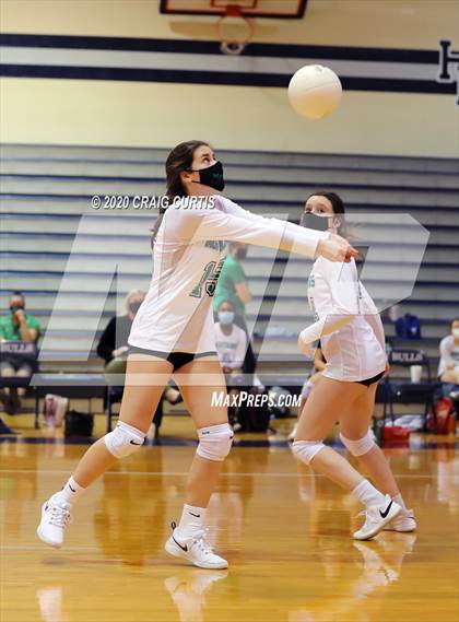Thumbnail 1 in Myers Park @ Hickory Ridge photogallery.