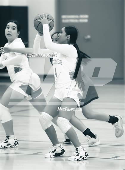 Thumbnail 2 in Great Oak vs. Dobson (Nike Tournament of Champions) photogallery.