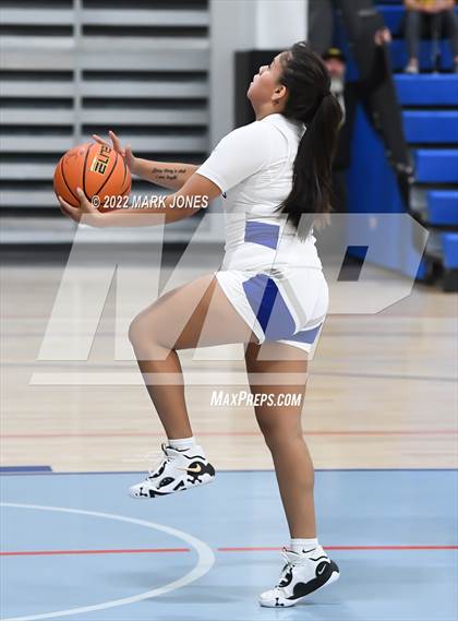 Thumbnail 1 in Great Oak vs. Dobson (Nike Tournament of Champions) photogallery.