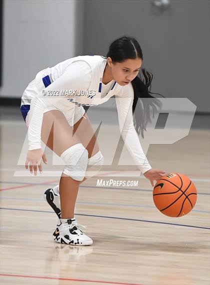 Thumbnail 1 in Great Oak vs. Dobson (Nike Tournament of Champions) photogallery.