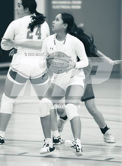 Thumbnail 3 in Great Oak vs. Dobson (Nike Tournament of Champions) photogallery.