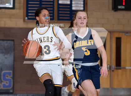 Thumbnail 3 in Gridley vs. Nevada Union (Chavez Christmas Classic) photogallery.