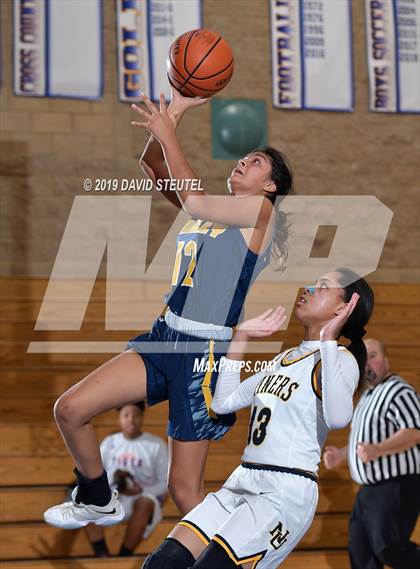 Thumbnail 3 in Gridley vs. Nevada Union (Chavez Christmas Classic) photogallery.