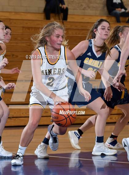 Thumbnail 1 in Gridley vs. Nevada Union (Chavez Christmas Classic) photogallery.
