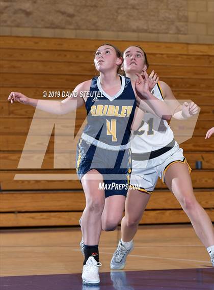 Thumbnail 1 in Gridley vs. Nevada Union (Chavez Christmas Classic) photogallery.