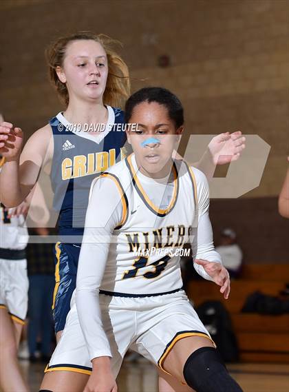 Thumbnail 1 in Gridley vs. Nevada Union (Chavez Christmas Classic) photogallery.