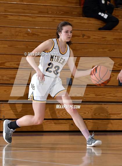 Thumbnail 1 in Gridley vs. Nevada Union (Chavez Christmas Classic) photogallery.